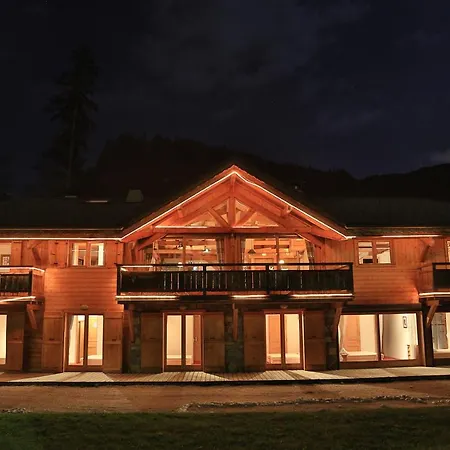 弗洛小屋酒店